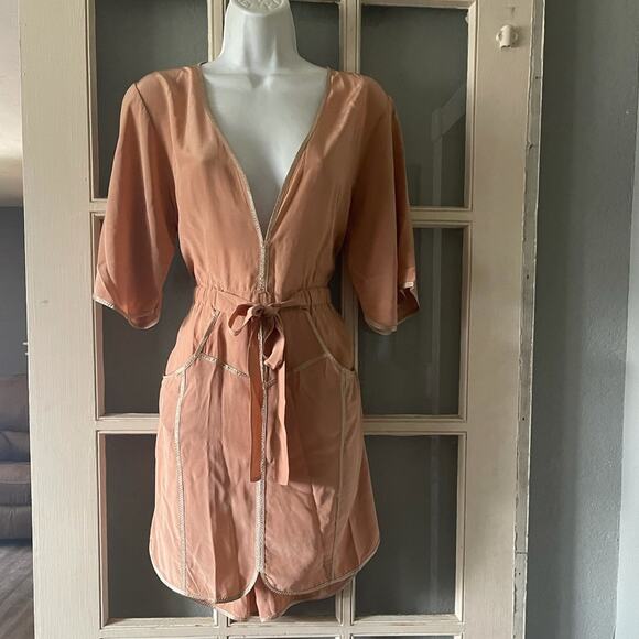 BCBG Maxazria Silk‎ Dress - Picture 1 of 8